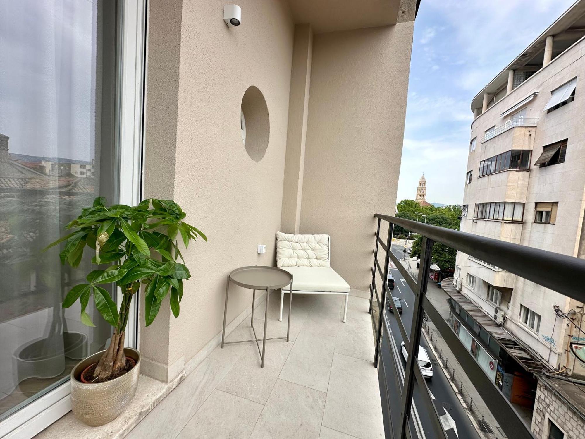 Mariani Luxury Rooms In Center Split Bagian luar foto