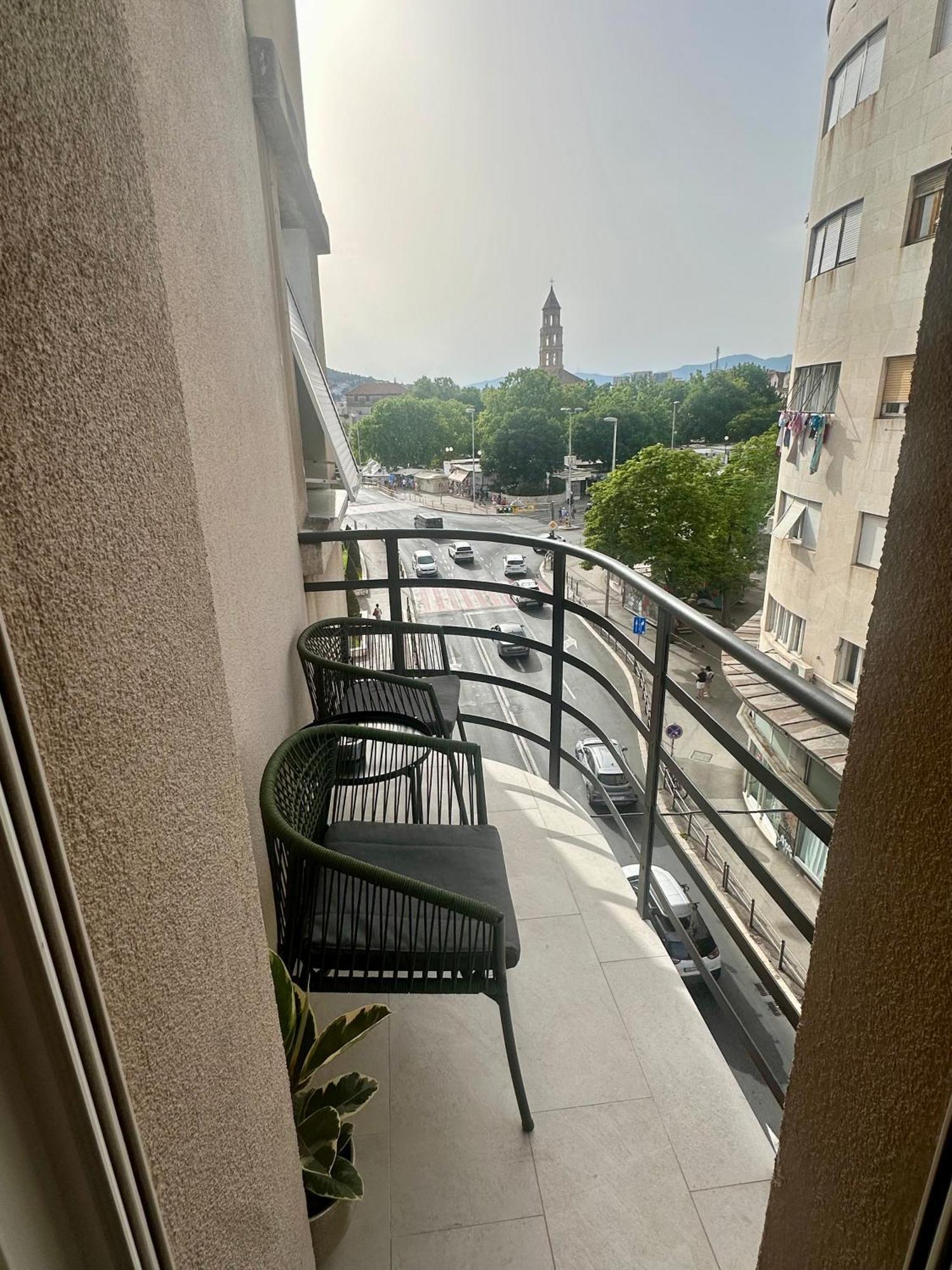 Mariani Luxury Rooms In Center Split Bagian luar foto