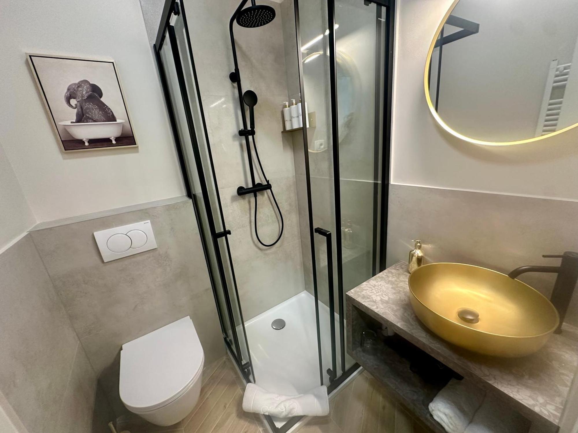 Mariani Luxury Rooms In Center Split Bagian luar foto