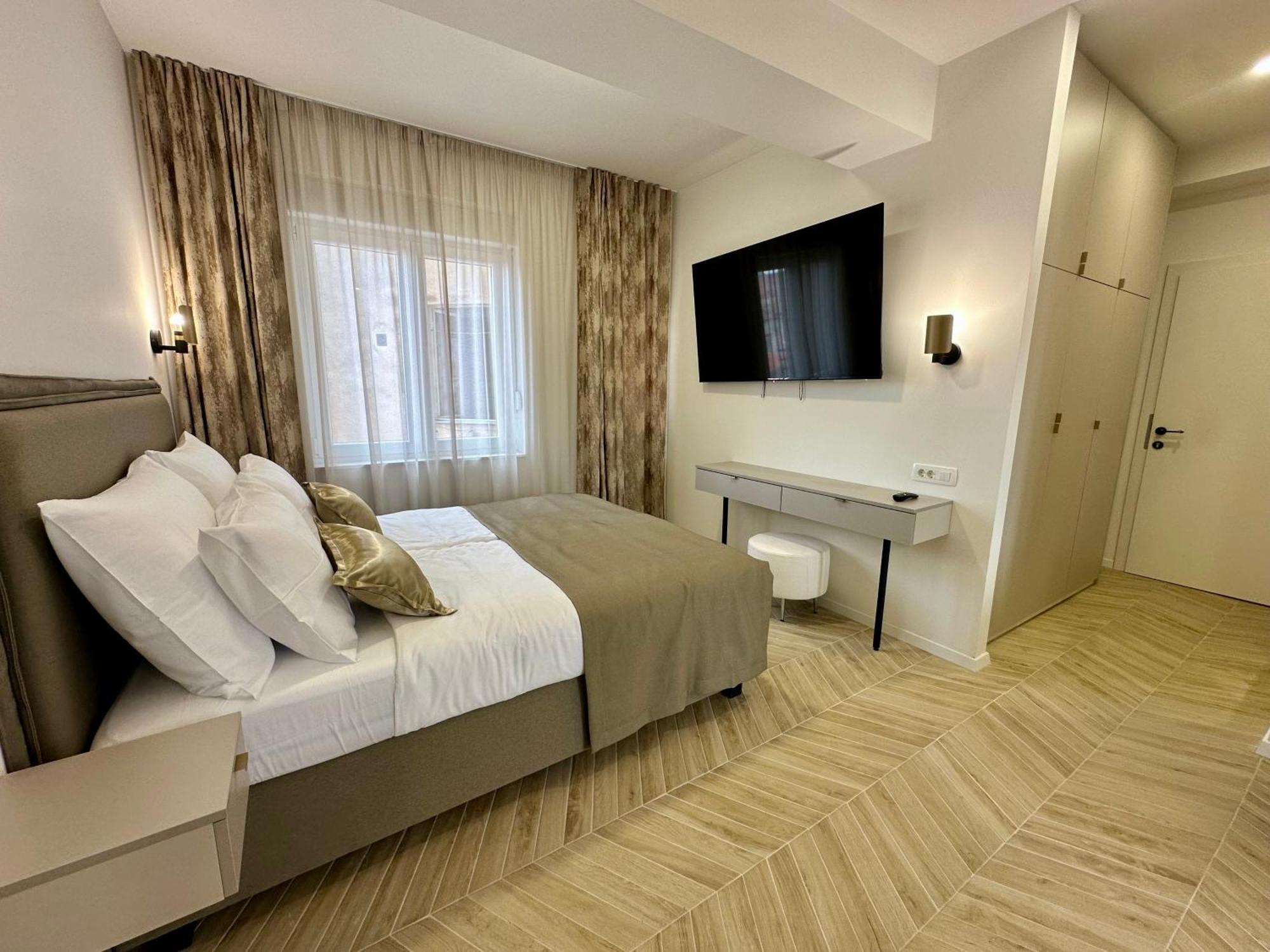 Mariani Luxury Rooms In Center Split Bagian luar foto