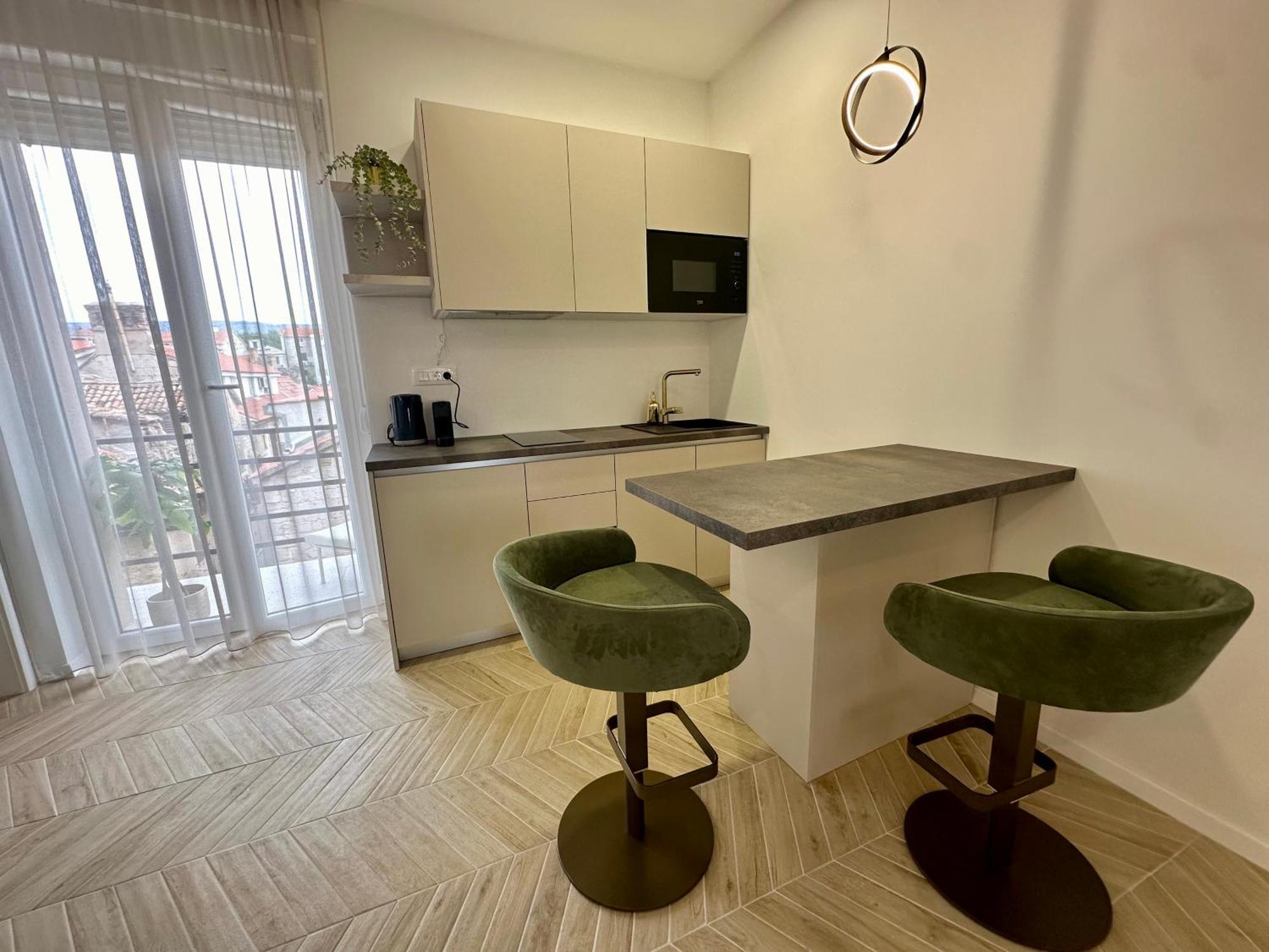 Mariani Luxury Rooms In Center Split Bagian luar foto